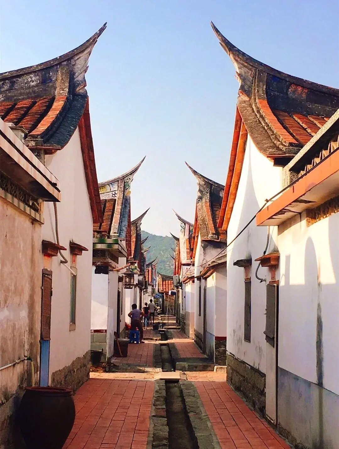 2023埭美村游玩攻略,走进古村落，你会被一栋栋红...【去哪儿攻略】