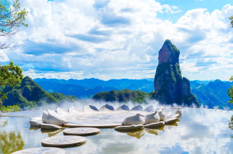 浙里丽水、江南秘境~【6月24号发班】神仙居、仙都、云和梯田双飞6日游！打卡仙都水墨仙境、神仙居奇峰云海，探访云和梯田与景宁畲族风情，漫步古堰画乡、松阳老街，沉浸式感受浙南山水与千年古村的慢时光！60岁以下3979元，60-69岁3959元，70岁以上3849元。